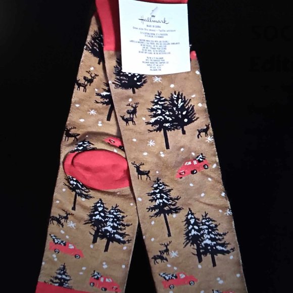 HALLMARK VIP EXCLUSIVE LTD EDITION SOCKS - Picture 3 of 6